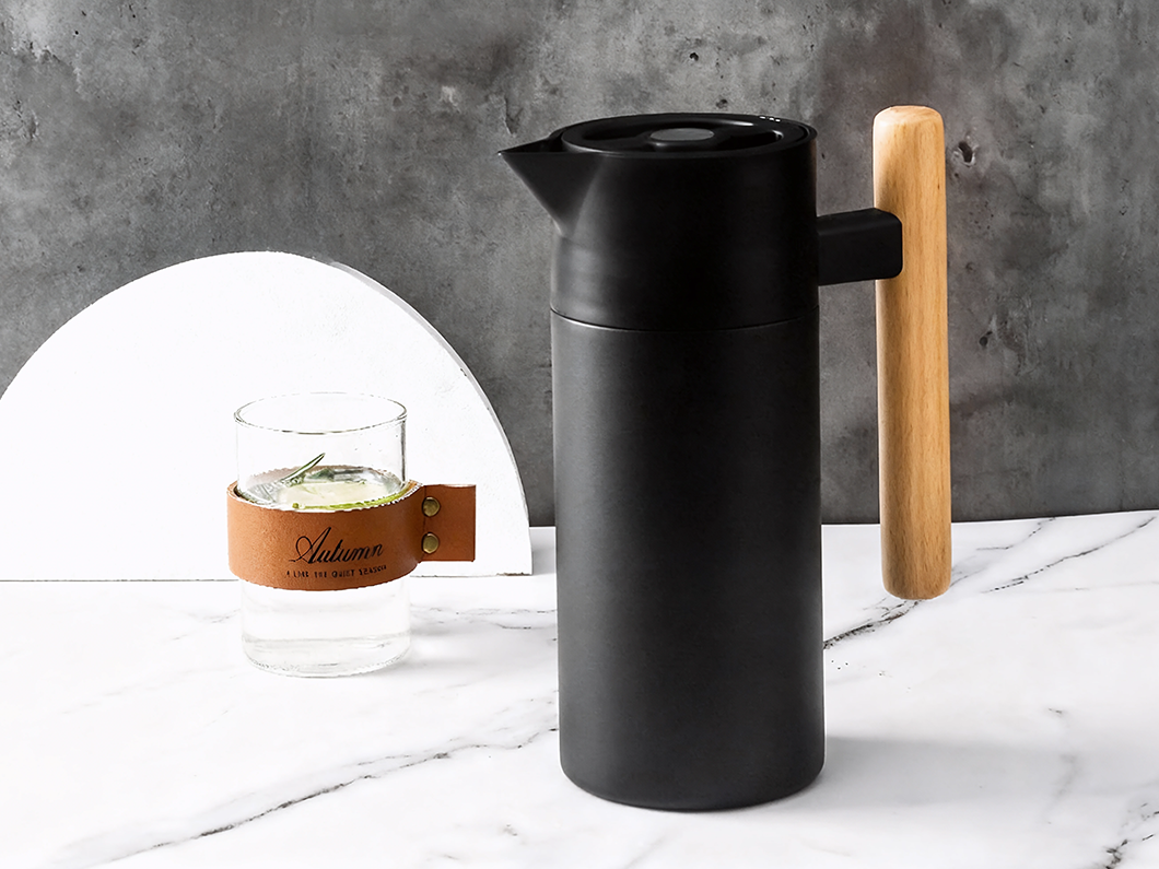 40oz Vacuum Insulated Thermal Pitcher - View 1