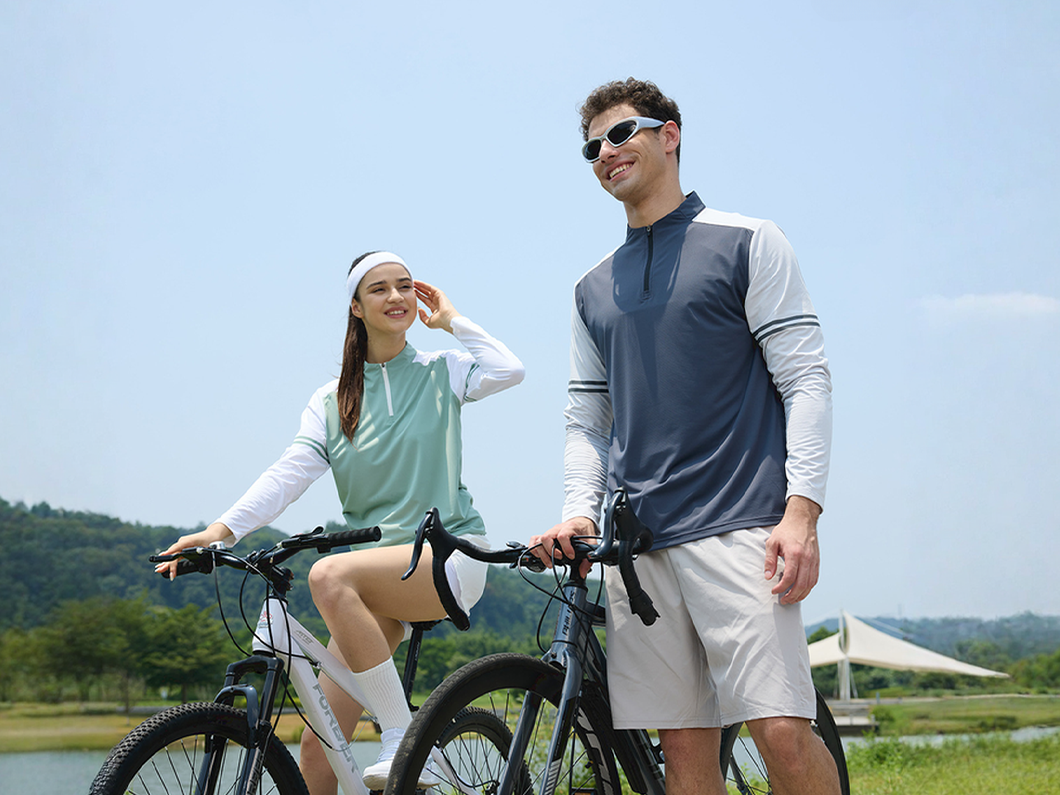 Lightweight Athletic Quarter-Zip Long Sleeve T-Shirt - View 4
