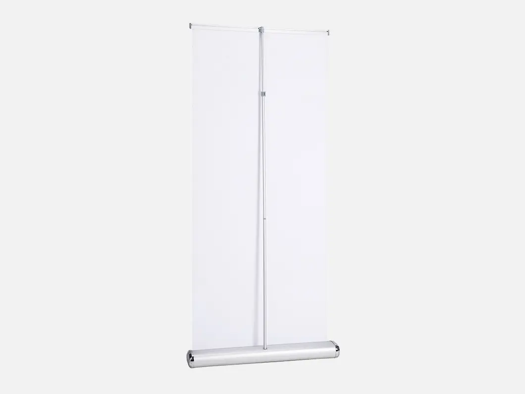 Wide base retractable banner